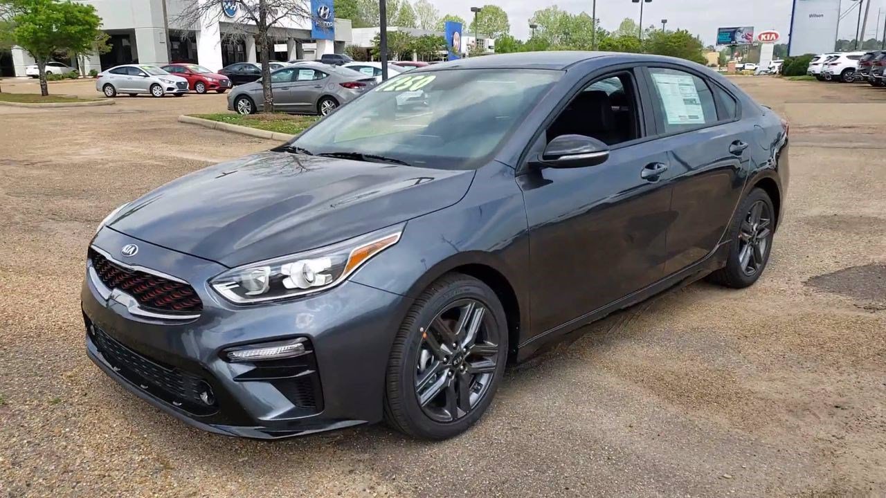 New 2020 Kia Forte GT-Line FWD 4dr Car