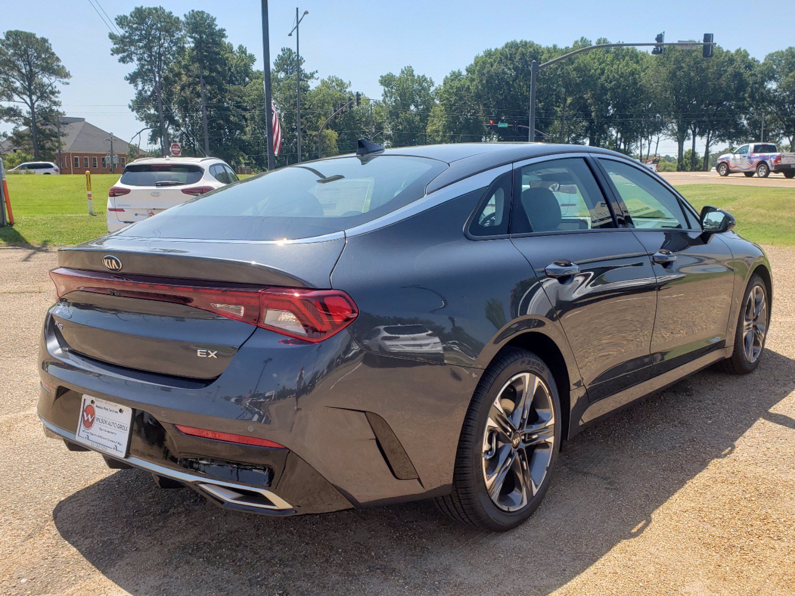 New 2021 Kia K5 EX FWD 4dr Car