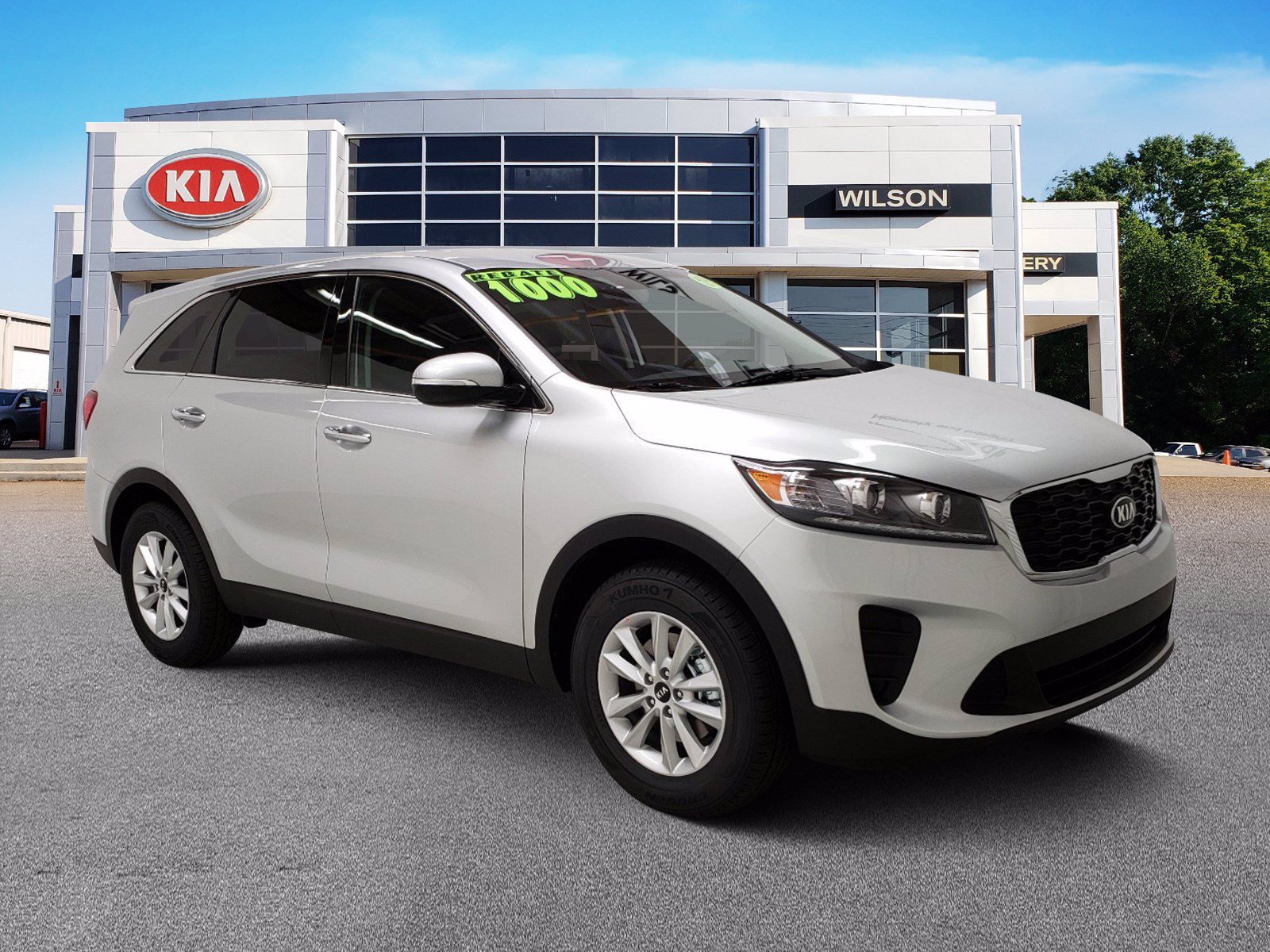 New 2019 Kia Sorento L FWD Sport Utility