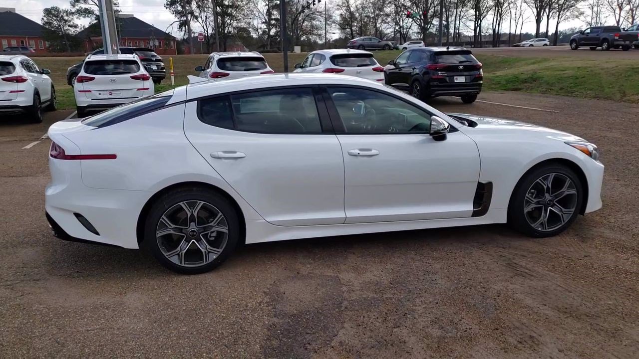 Kia stinger gt line